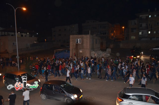   كفرقاسم - فيديو : الالاف في مظاهرة الغضب القسماوي لدخول وزير المعارف ومواجهات واصابات في مدخل البلدة مع الشرطة 